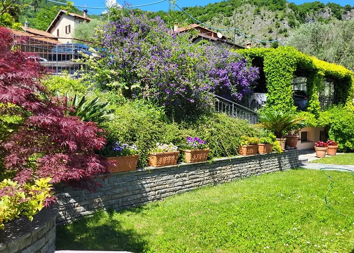 Casa Intignano - Con Terrazzo Vista Lägenhet Tremezzo