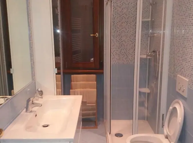 Lägenhet Casa Intignano - Con Terrazzo Vista Tremezzo