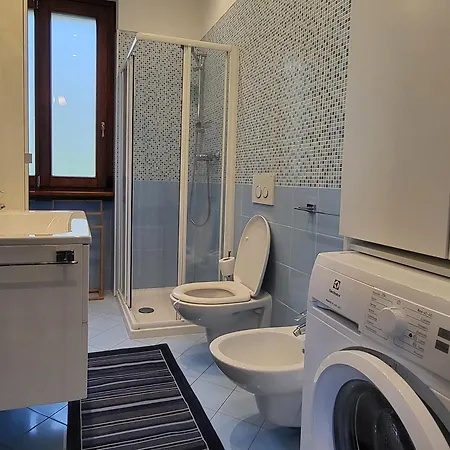 Casa Intignano - Con Terrazzo Vista Appartamento Tremezzo